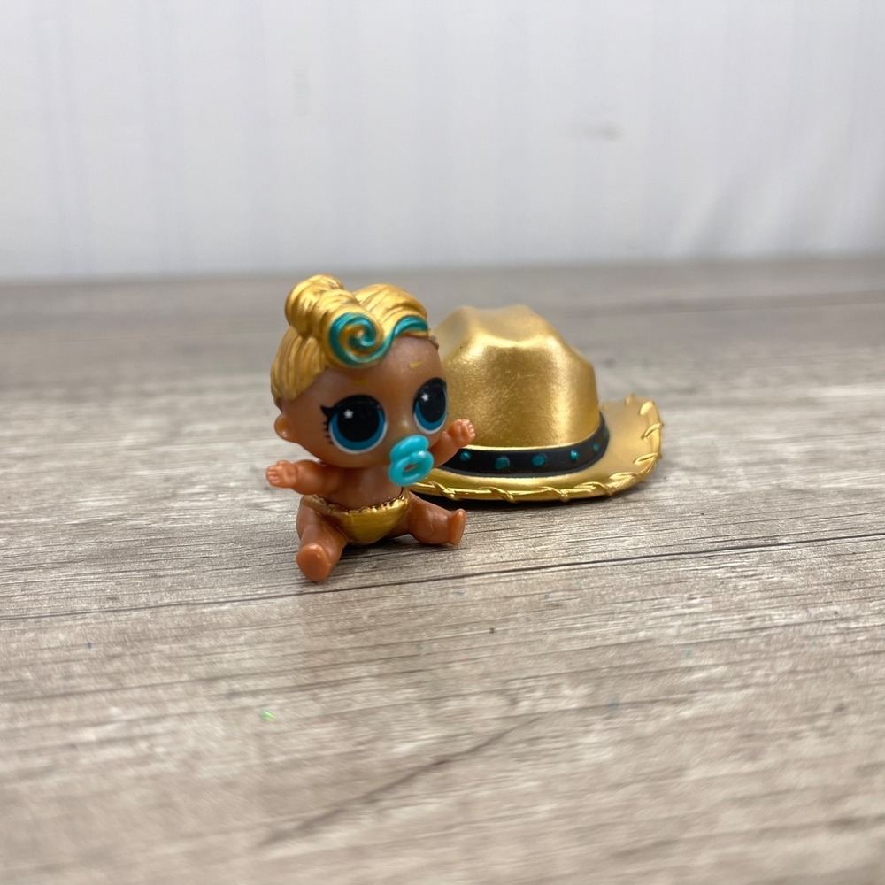 LOL Surprise Baby Little Sister Luxe Gold Doll Toy Pacifier Baby Lil Sis